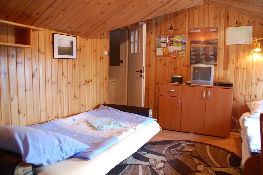 Agroturystyka Pod Swierkami Nadrybie Zimmer foto